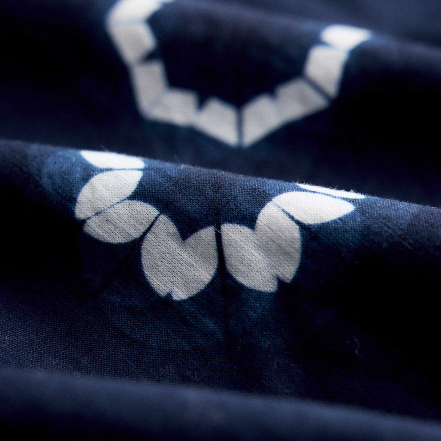 The Short Sleeve Davis Shirt in Dark Navy Geo