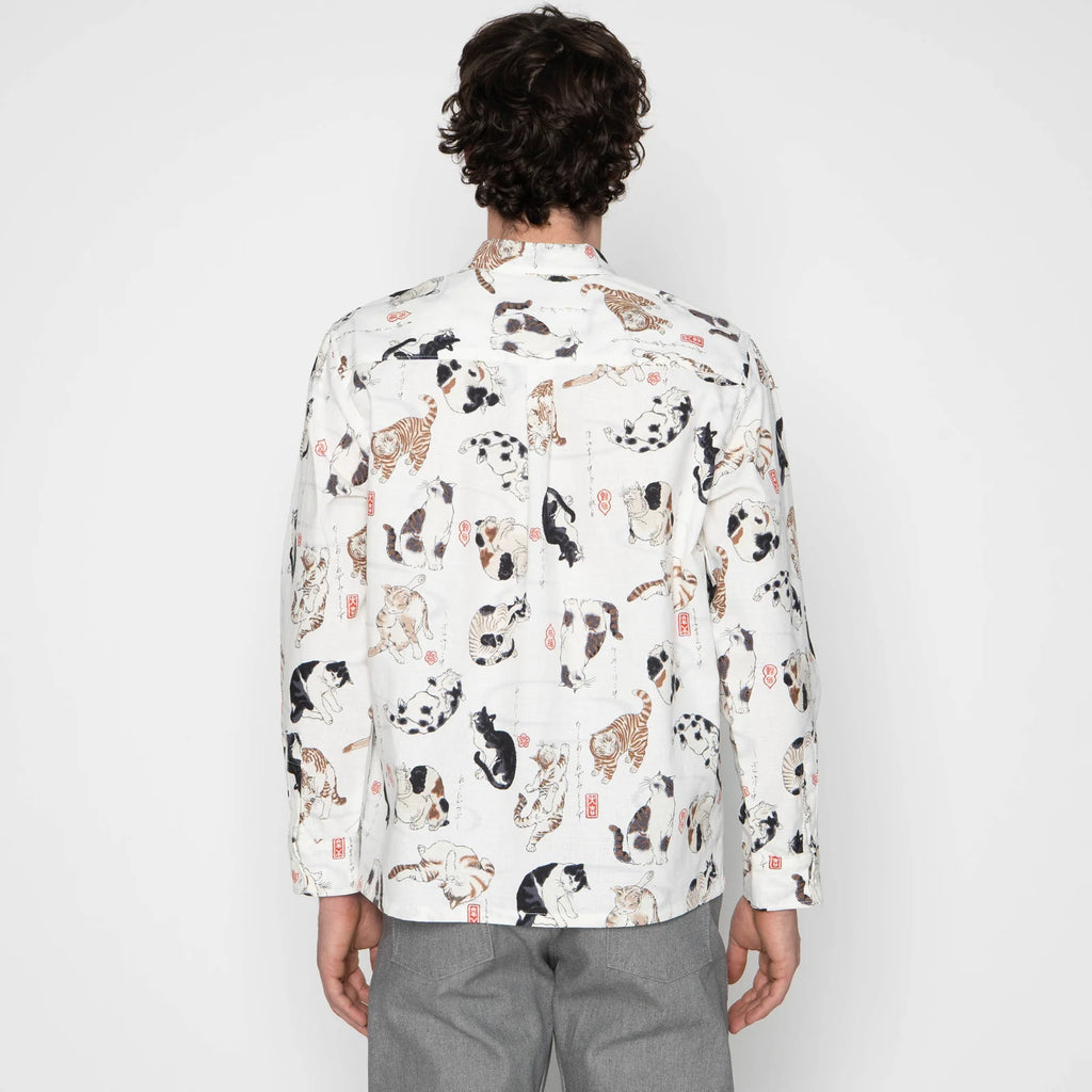 True Shirt in Japanese Neko
