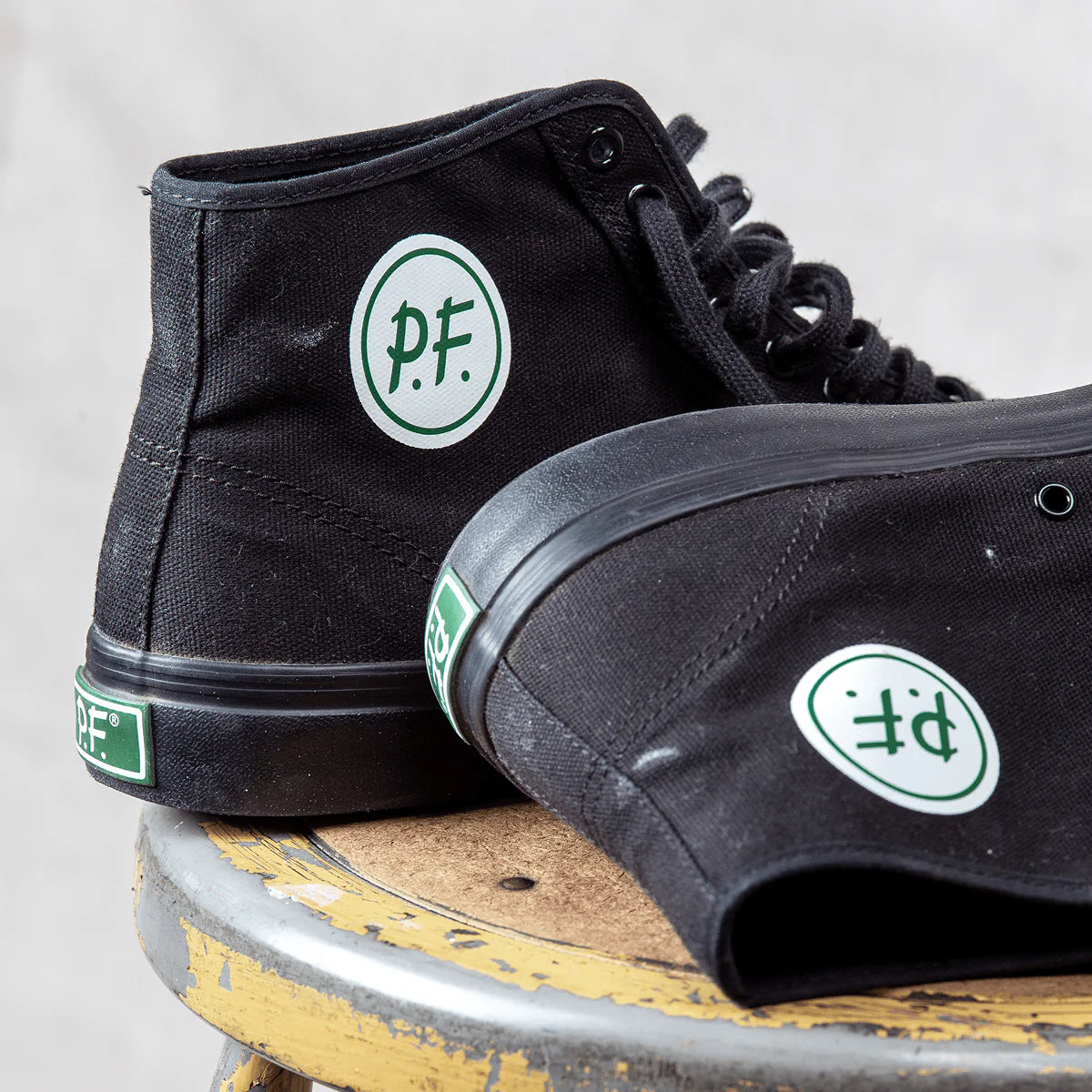 1993 Center High-Top in Black Canvas