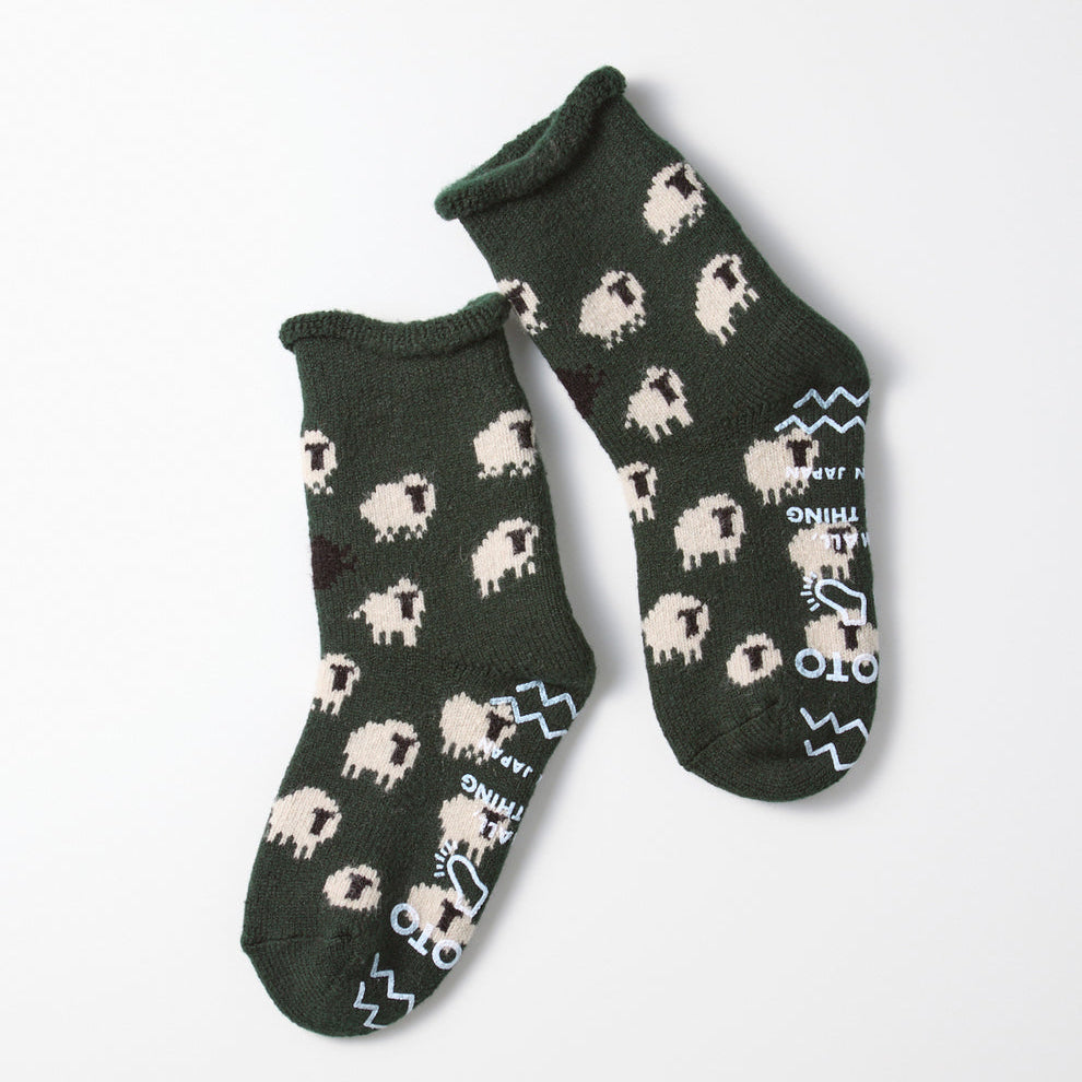Pile Room Socks in Dark Green Sheep