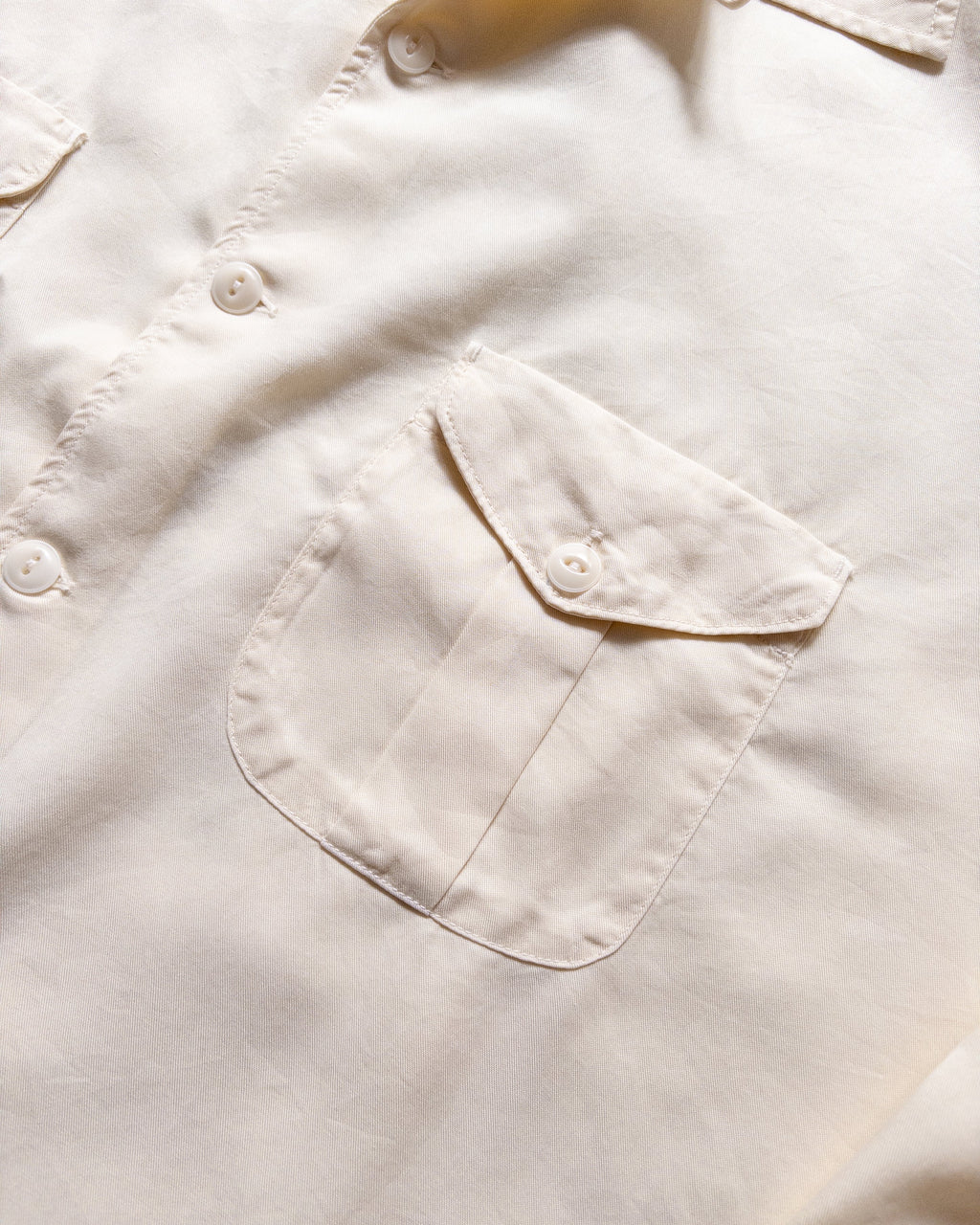 Tencel Gabardine Patio Shirt in Buttermilk