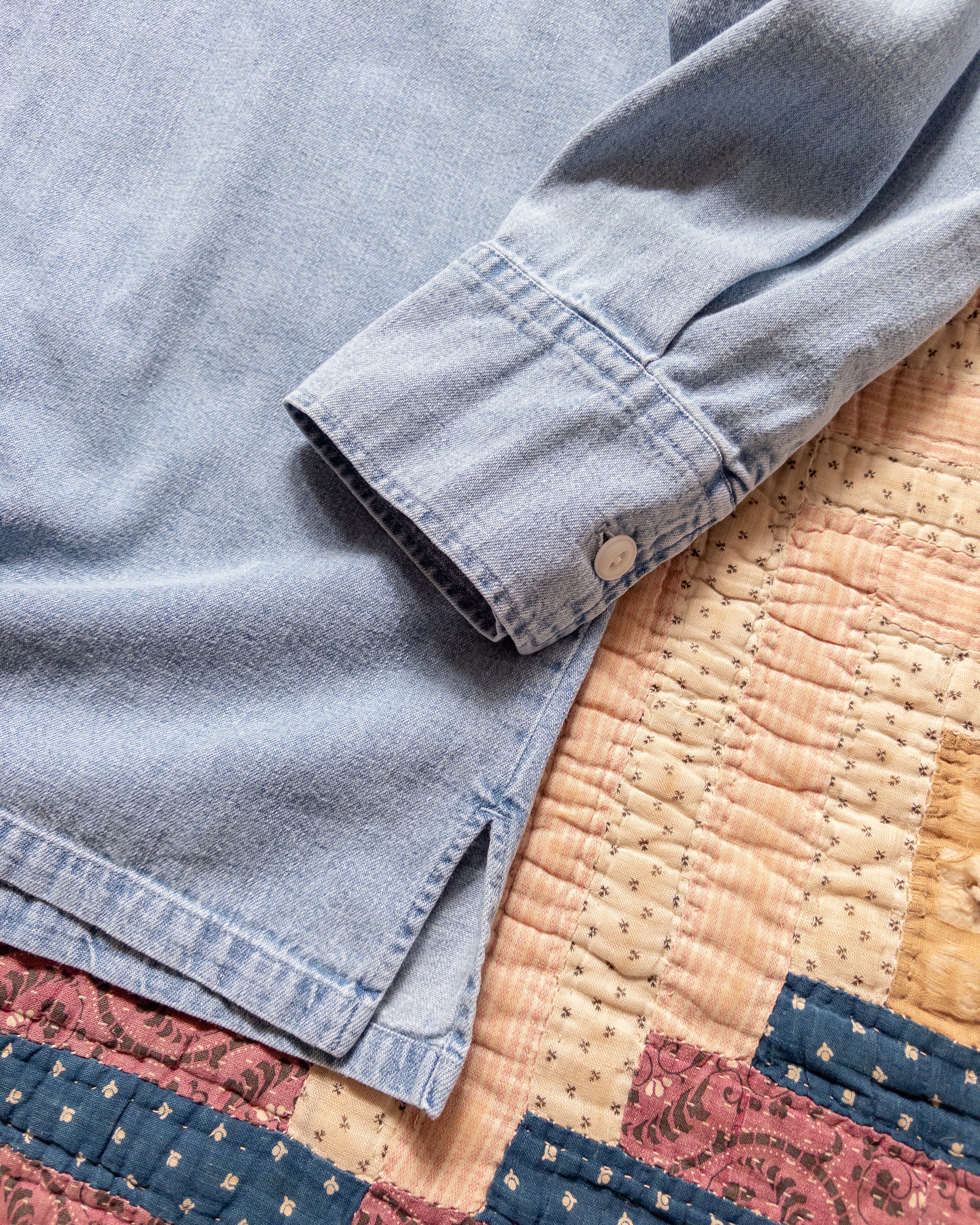 Denim Pullover Shirt in Washed Indigo