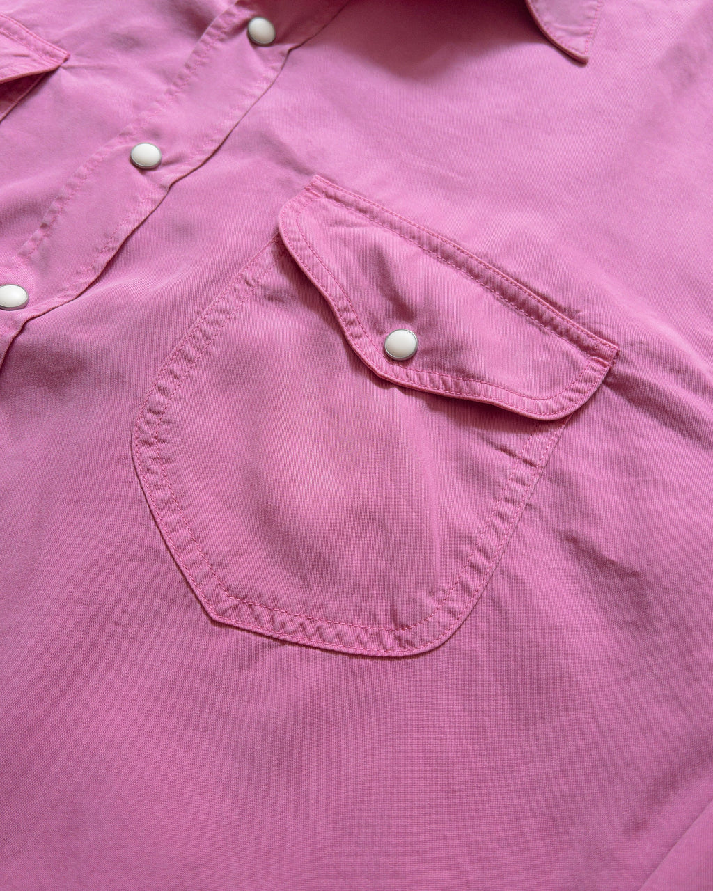 Tencel Gabardine Pearlsnap Shirt in Flamingo