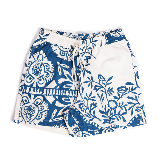 Action Short in Navy Island Print