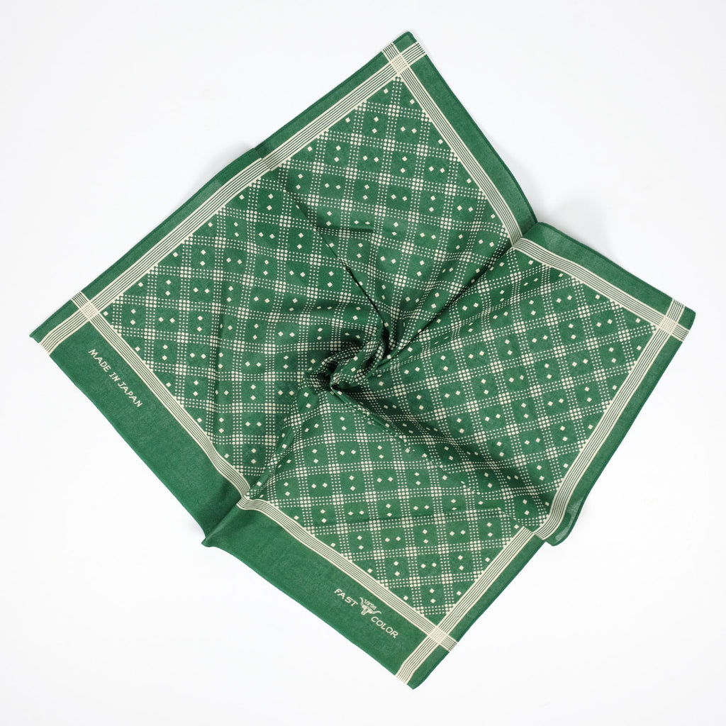 Shaker Dot Bandana in Evergreen