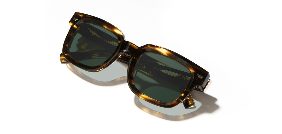 Buxton in Jaguar, Elm Burl & G15 Polarized