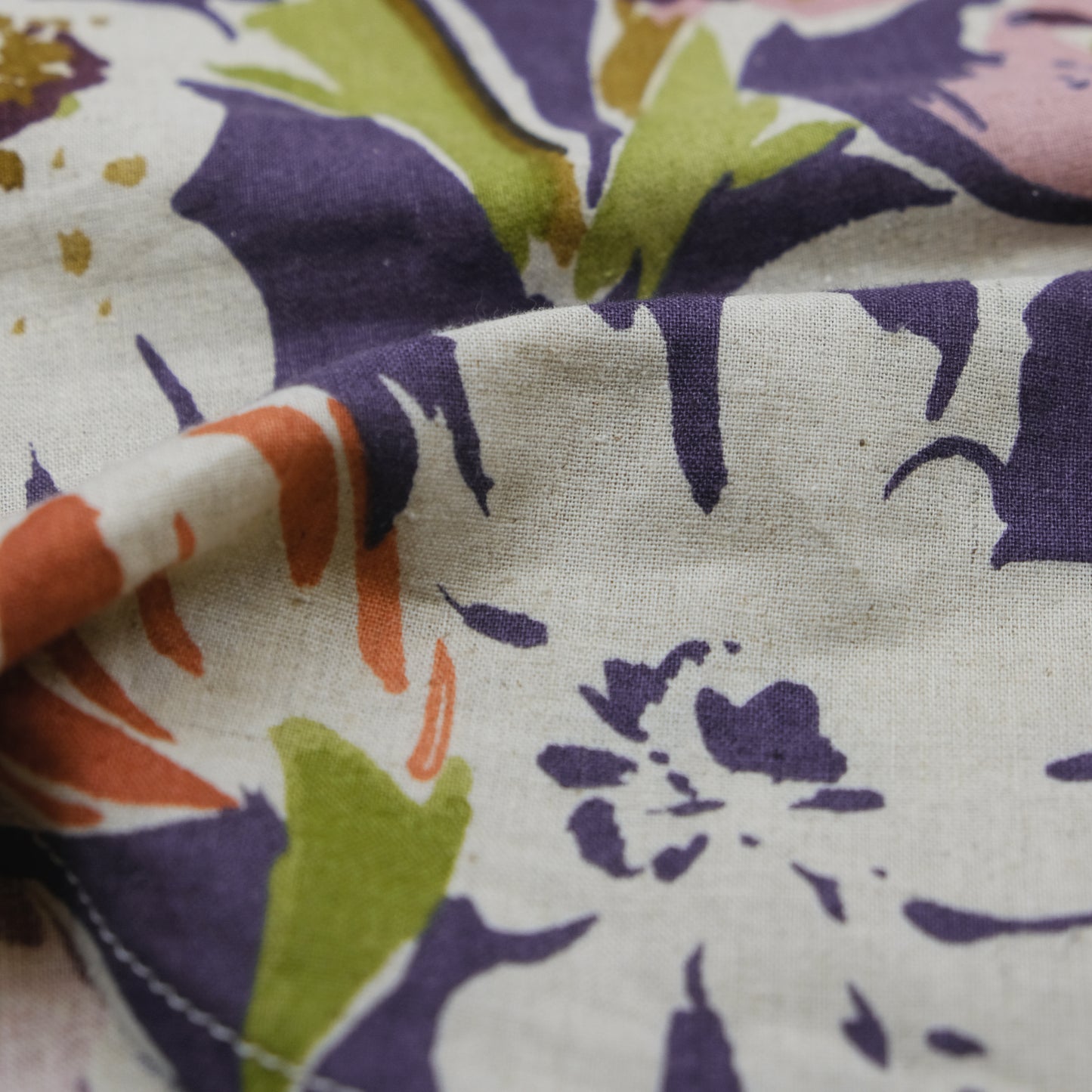 Oxford Shirt in Plum Floral Linen