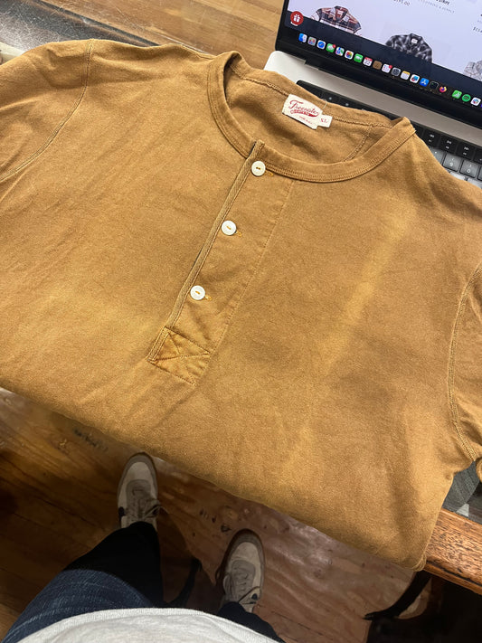 #PH-P1093XL 13 Ounce Henley in Tobacco