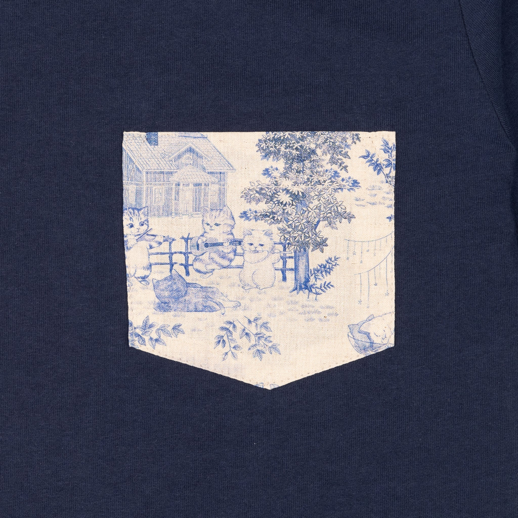 Pocket Tee in Navy Linen Cats