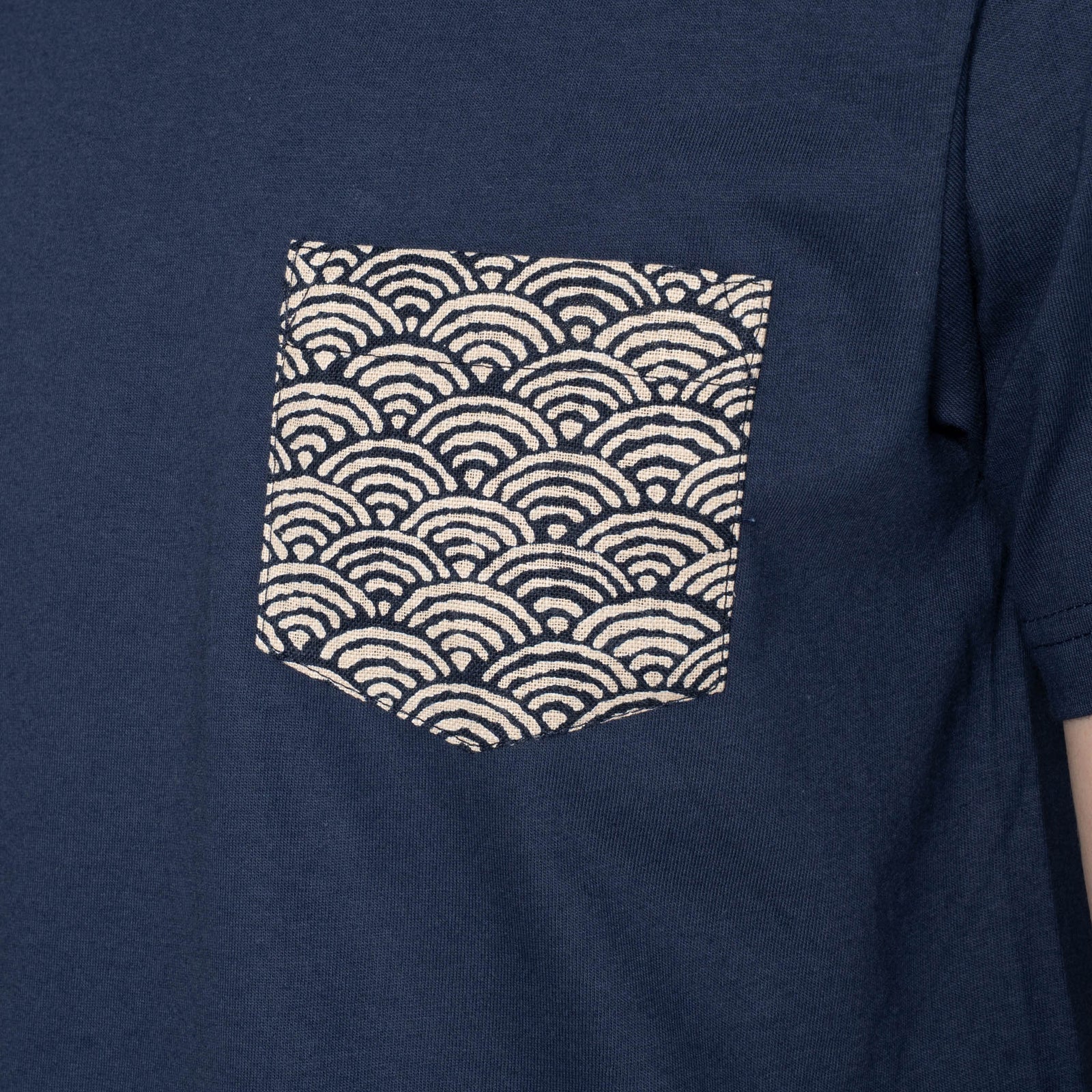 Pocket Tee in Navy Seigaiha Waves