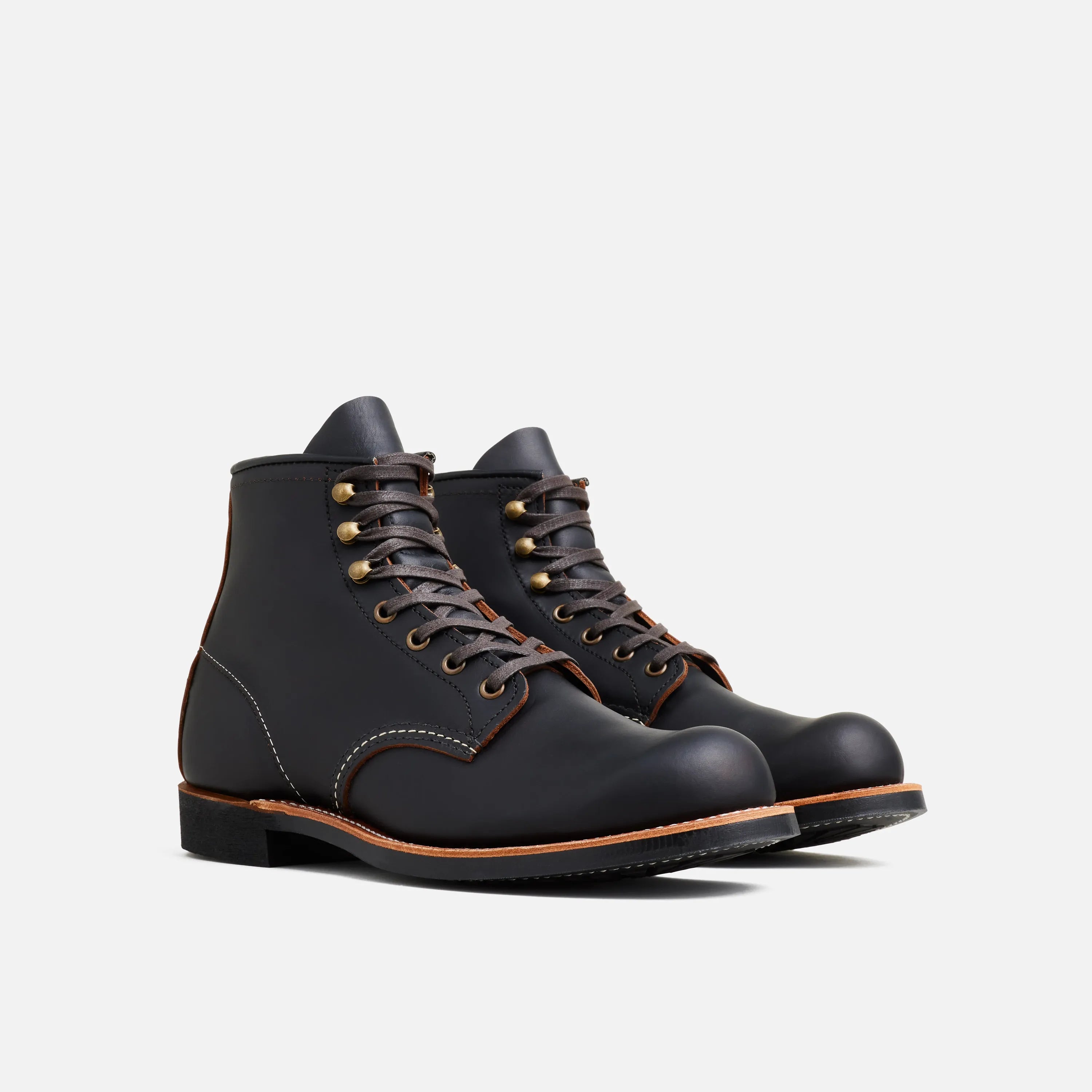 Blacksmith - 3345 Black
