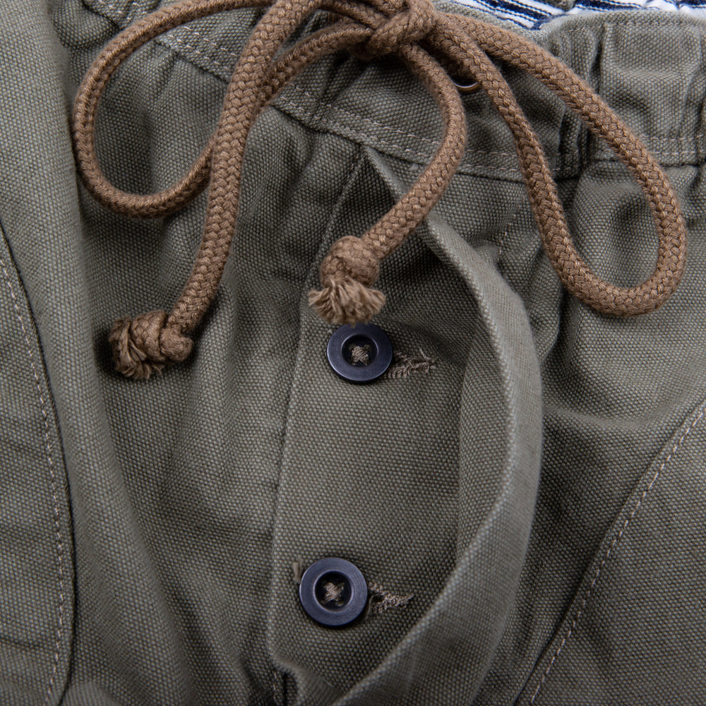 Deck Shorts in Olive