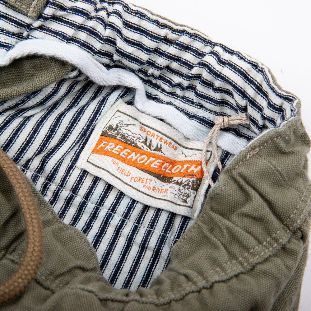 Deck Shorts in Olive