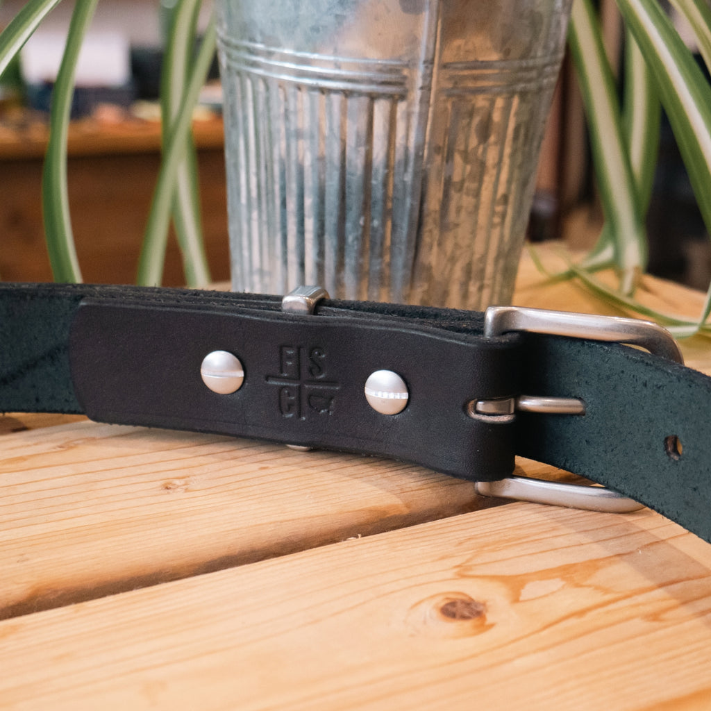1 1/4" Camp Belt in Black and Matte Nickel