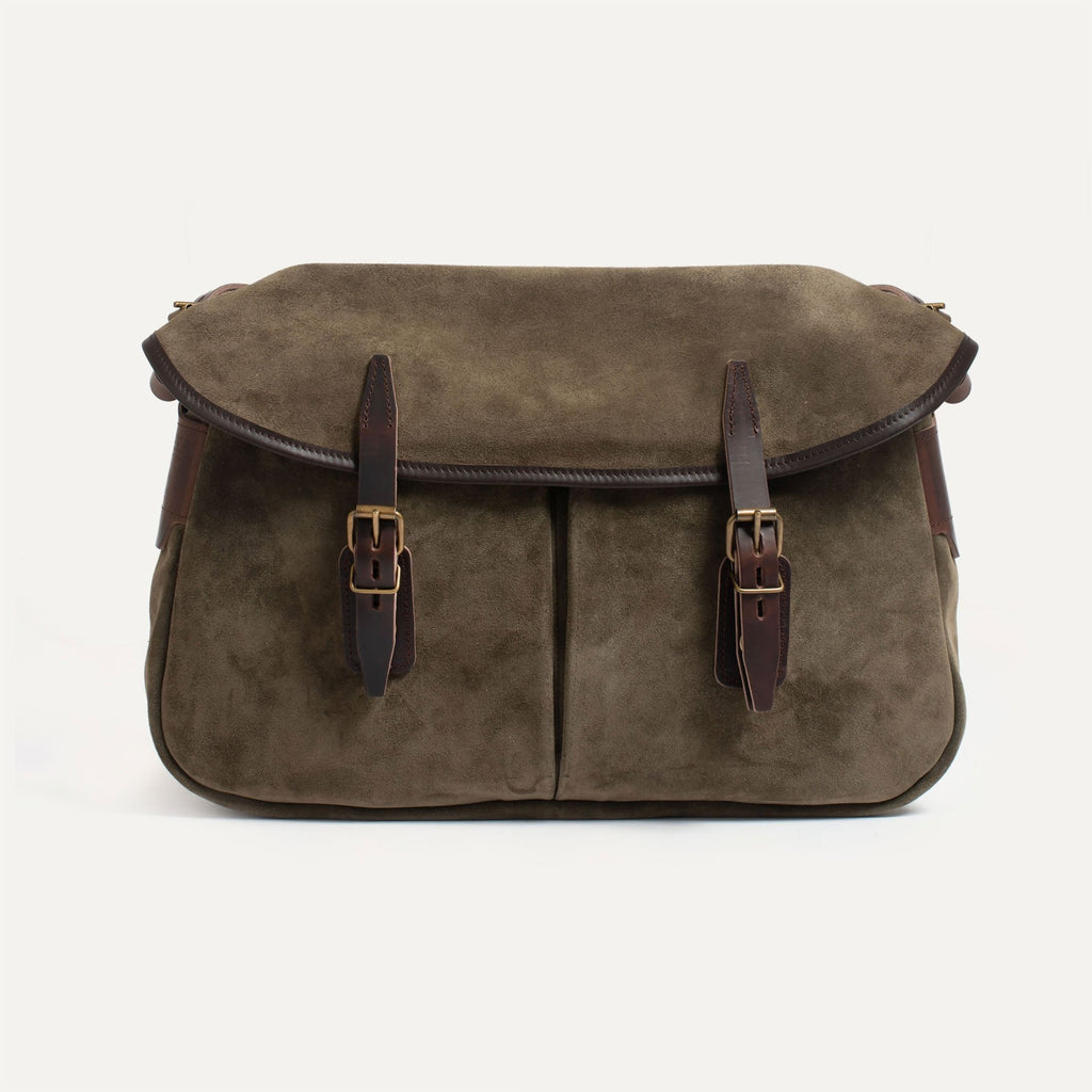 Medium Fisherman's Musette in Musk Suede