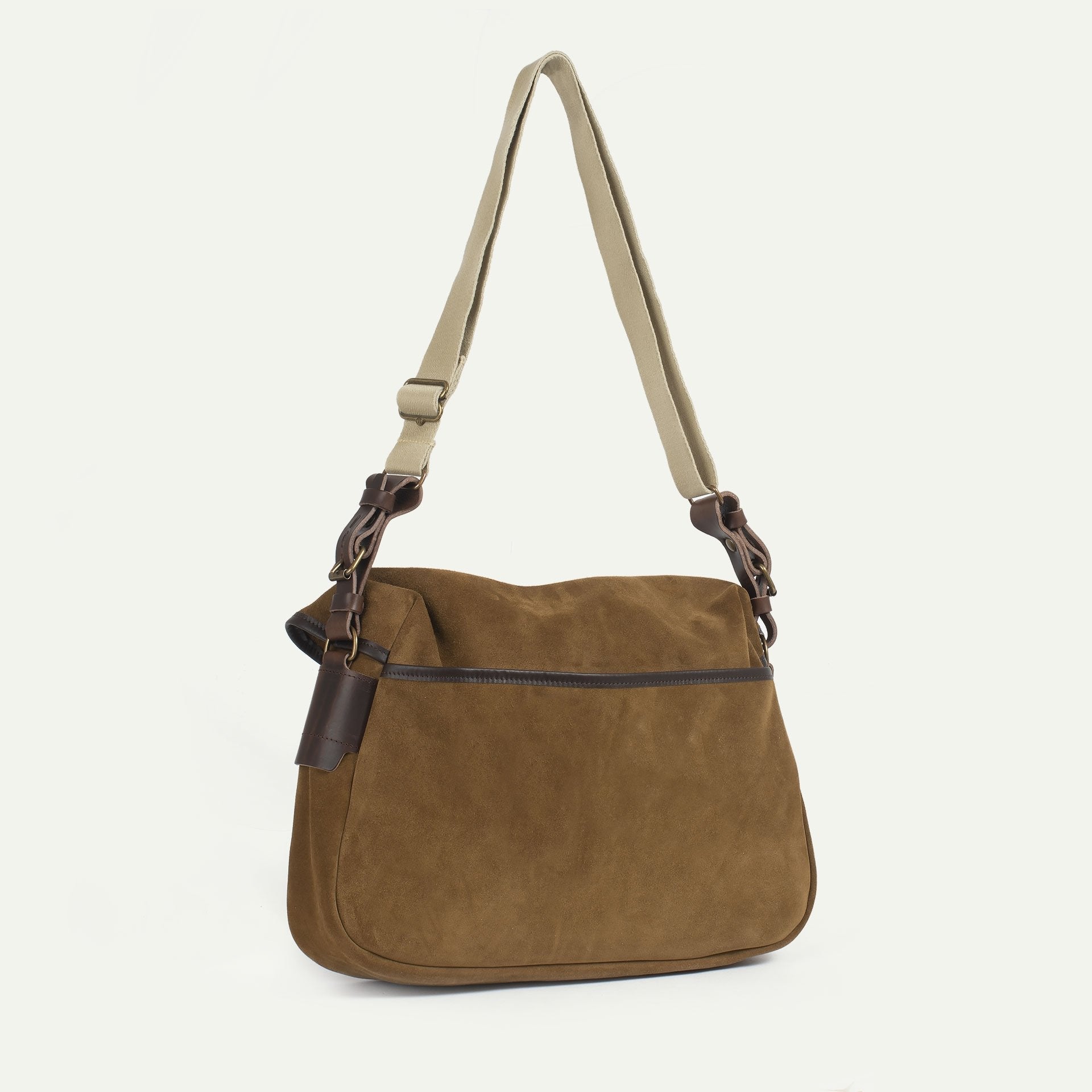 Medium Fisherman's Musette in Hazelnut Brown Suede