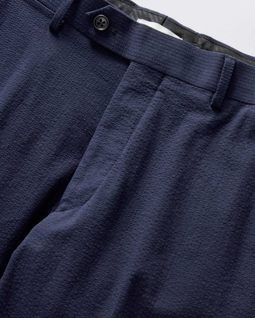 The Stevens Trouser in Navy Linen Seersucker