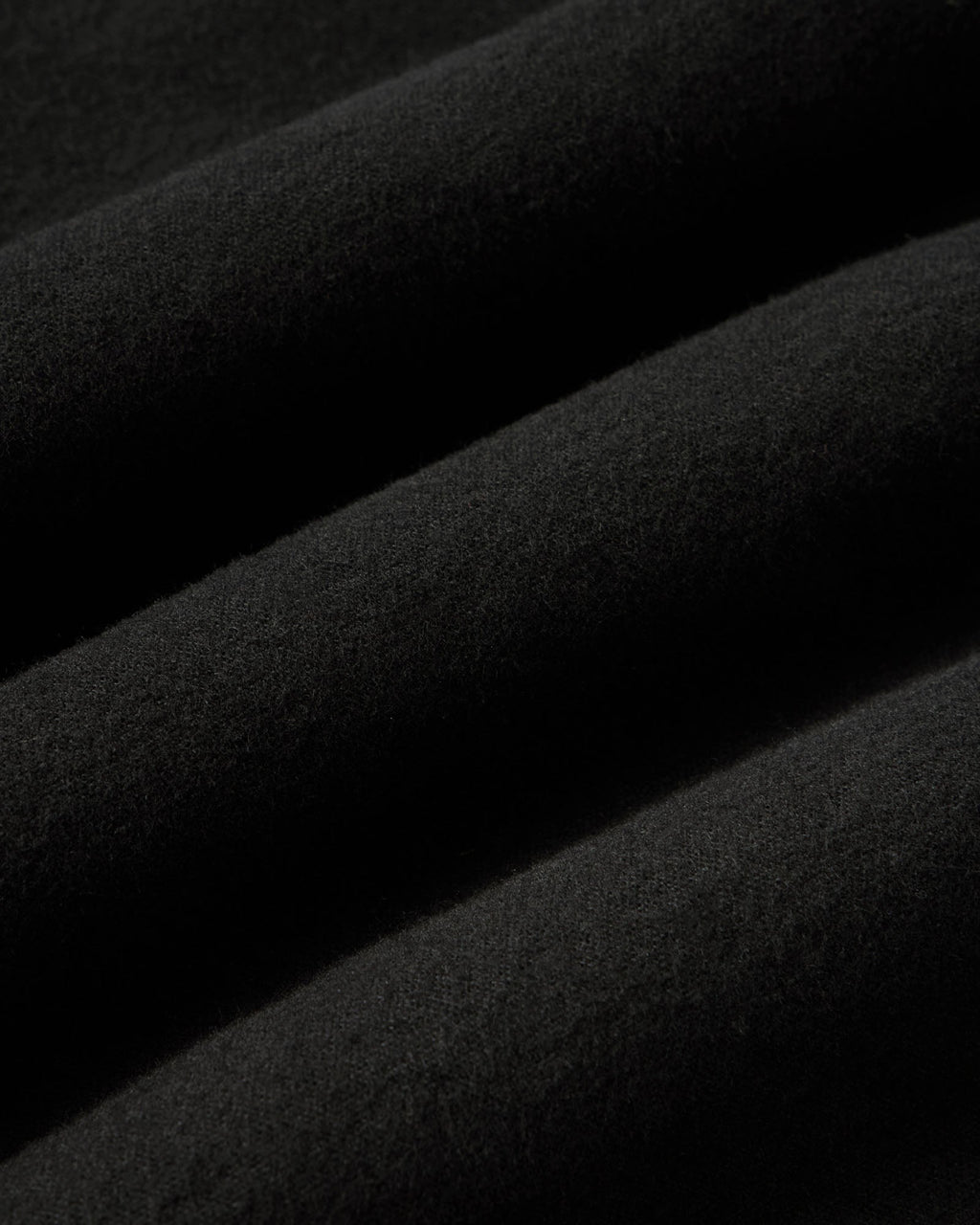 The Yosemite Shirt in Coal