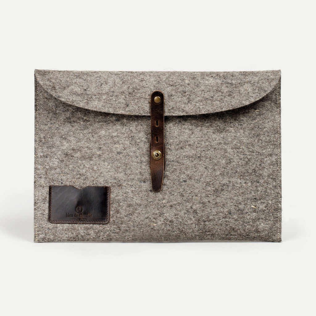 Misha 15" Laptop Sleeve in Natural Felt