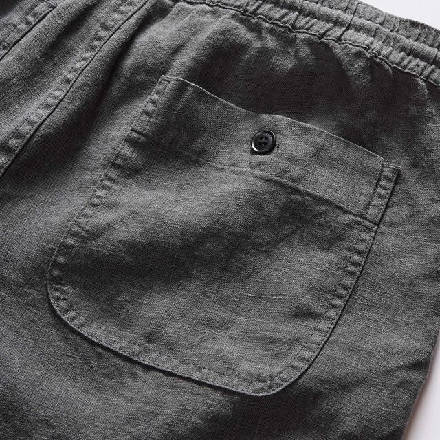 The Après Short in Faded Black Hemp