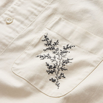 The Conrad Shirt in Seaside Embroidery