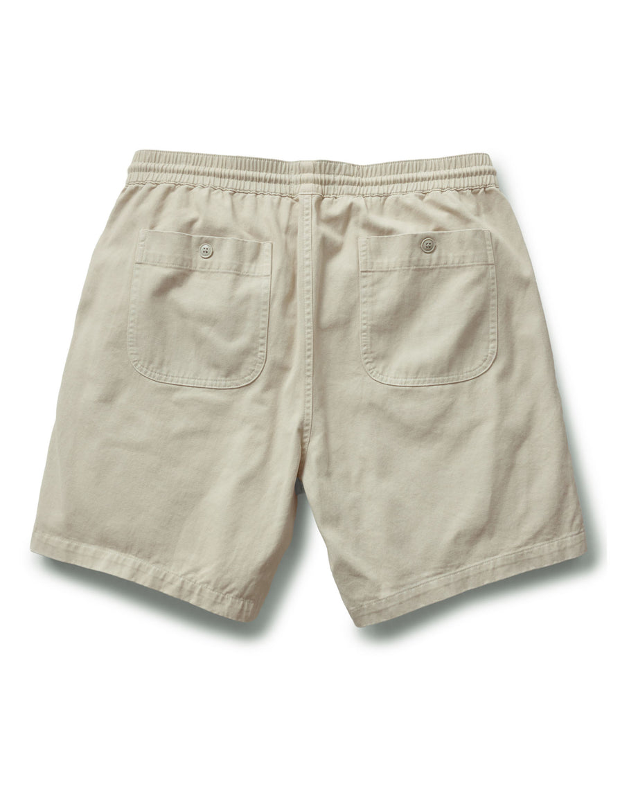 The Apres Short in Organic Aged Stone Foundation Twill