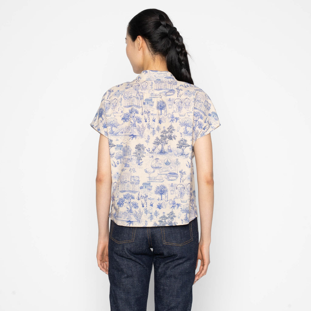 Billie in Blue Linen Cats