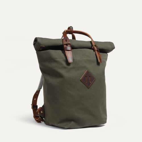 25L Woody Backpack in Dry Wax Khaki