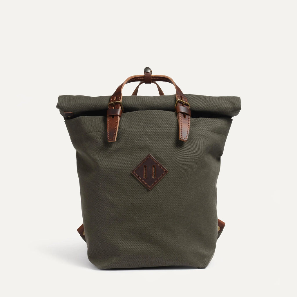 25L Woody Backpack in Dry Wax Khaki