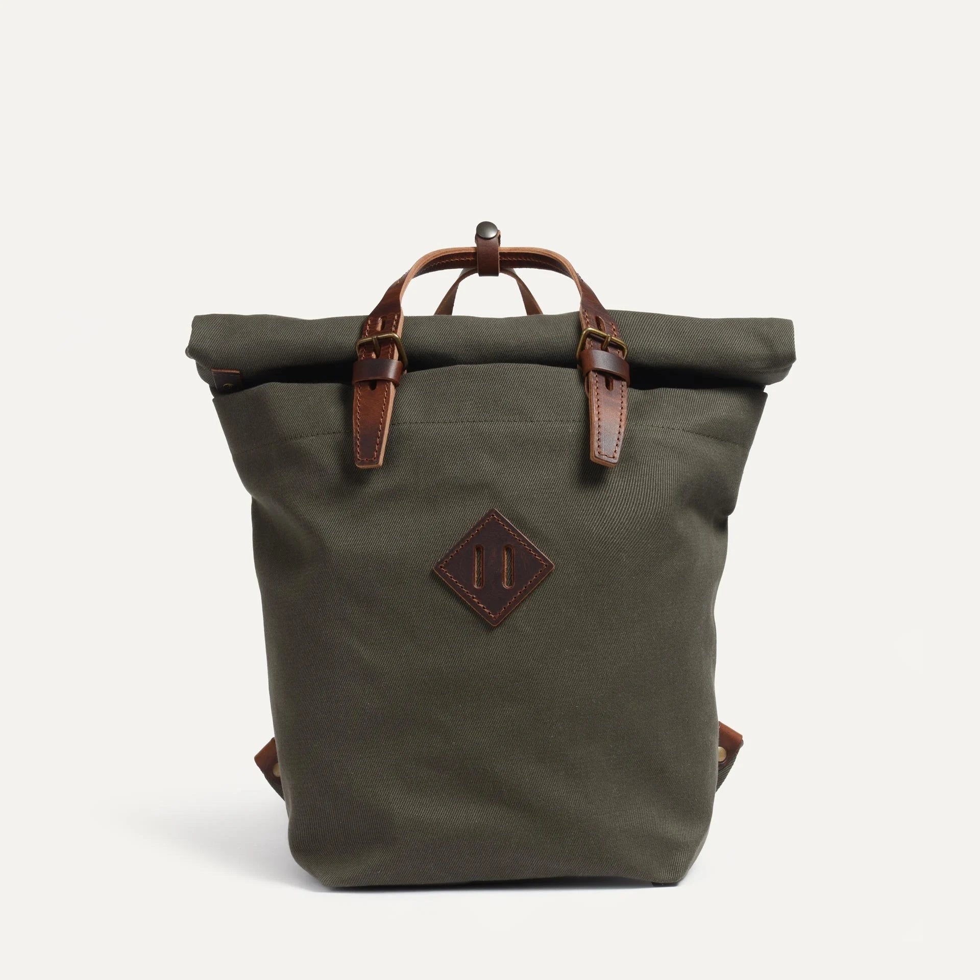 25L Woody Backpack in Dry Wax Khaki