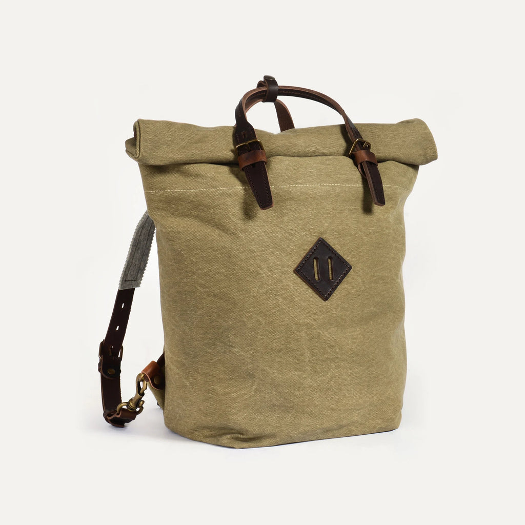 25L Woody Backpack in Dark Stonewashed Khaki