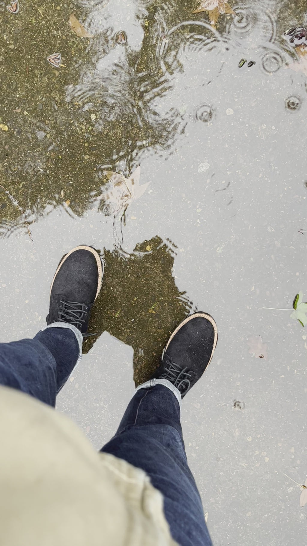 Trench Boot in Black Oil Tan Roughout