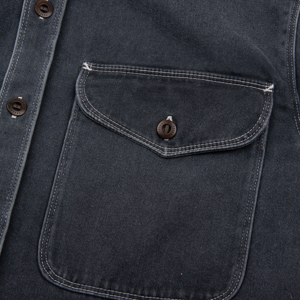 Utility Shirt in Charcoal