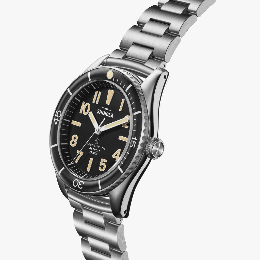 The Duck 42mm in Black & Silver