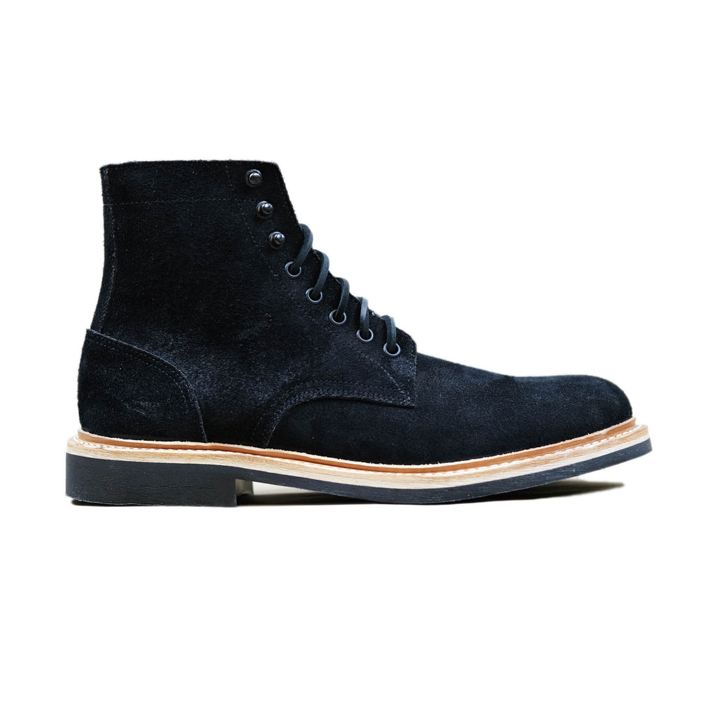 Trench Boot in Black Oil Tan Roughout