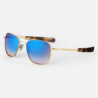 Aviator in Gold & Polarized Northern Lights